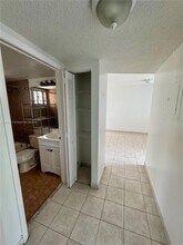 5300 W 21st Ct in Hialeah, FL - Building Photo - Building Photo