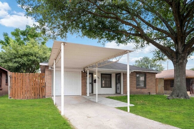 205 Woodard St in Houston, TX - Building Photo - Building Photo