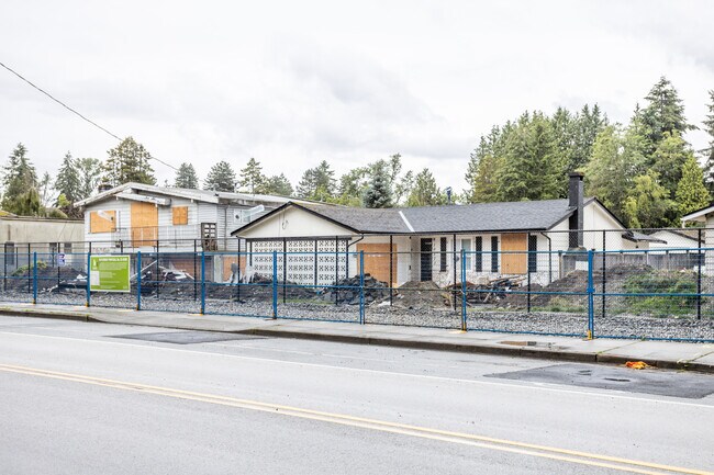 10573 148 St in Surrey, BC - Building Photo - Building Photo