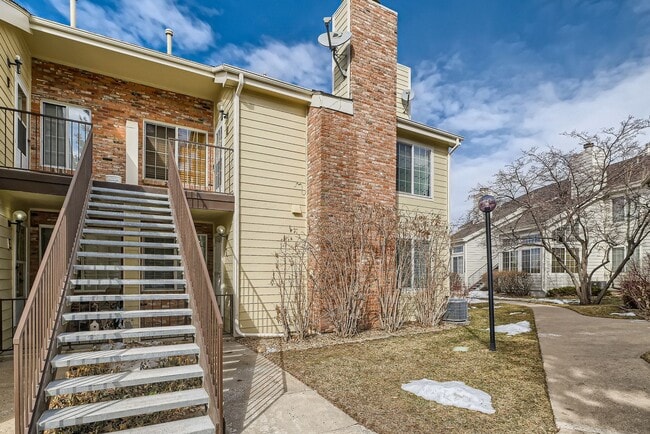 13874 E Lehigh Ave in Aurora, CO - Building Photo - Building Photo