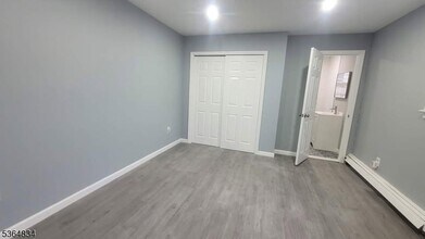 86 Stone St in Newark, NJ - Building Photo - Building Photo