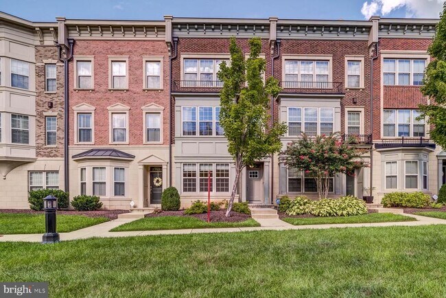 705 River Mist Dr in Oxon Hill, MD - Building Photo - Building Photo