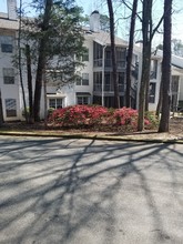 The Hedges Apartments in Greensboro, NC - Foto de edificio - Building Photo