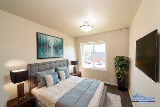 Boardwalk Village III in Edmonton, AB - Building Photo - Building Photo