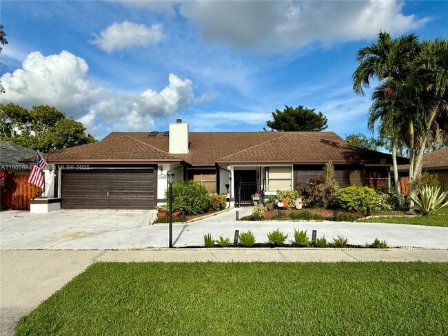 13647 Barberry Dr in Wellington, FL - Building Photo - Building Photo