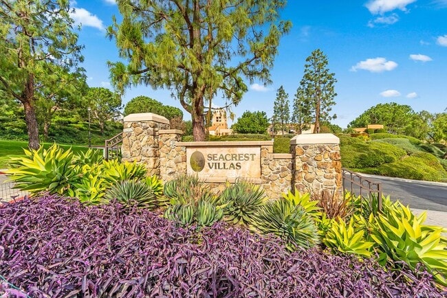 property at 68 Verdin Ln
