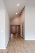 283 Eclipse Dr in Austin, TX - Foto de edificio - Building Photo