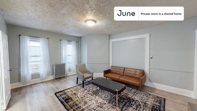 Room in Shared 7 bed/2 bath home, Unit F in Boston, MA - Foto de edificio - Building Photo