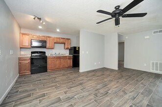 1928 Agora Cir SE in Palm Bay, FL - Building Photo - Building Photo