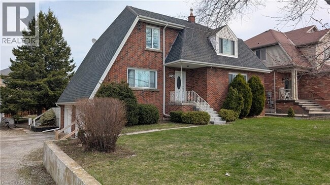 250 Highland Rd W in Stoney Creek, ON - Building Photo - Building Photo