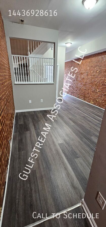 property at 1312 N Luzerne Ave