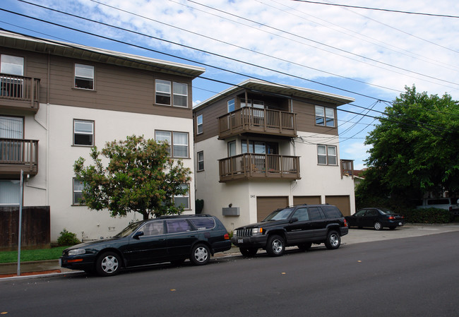 141 North Ellsworth in San Mateo, CA - Foto de edificio - Building Photo