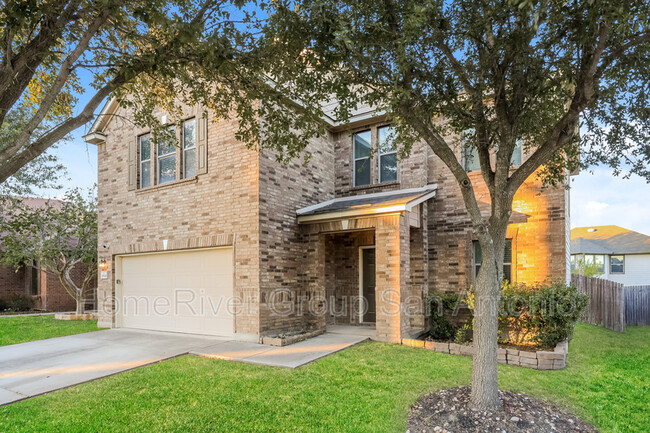 10908 Fox Crest in San Antonio, TX - Building Photo - Building Photo