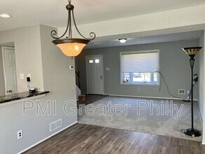 2466 Brandon Ct in Bensalem, PA - Building Photo - Building Photo
