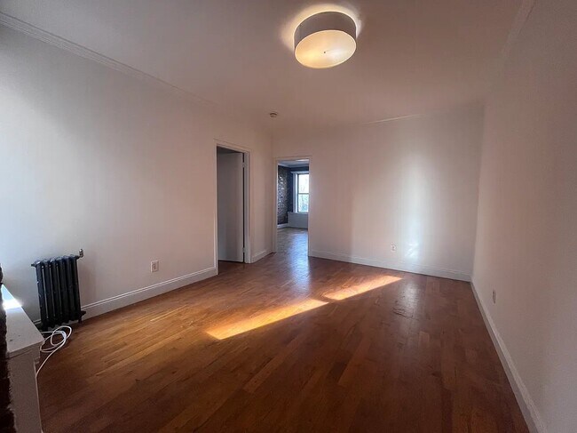 190 S 8th St in Brooklyn, NY - Foto de edificio - Building Photo