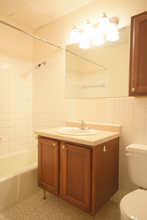 2211 Colfax Ave S in Minneapolis, MN - Foto de edificio - Building Photo