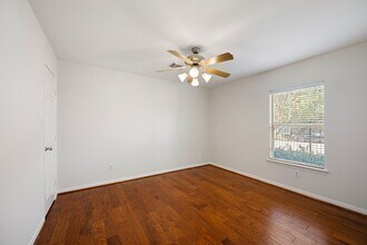 1727 Hadley St in Houston, TX - Building Photo - Building Photo