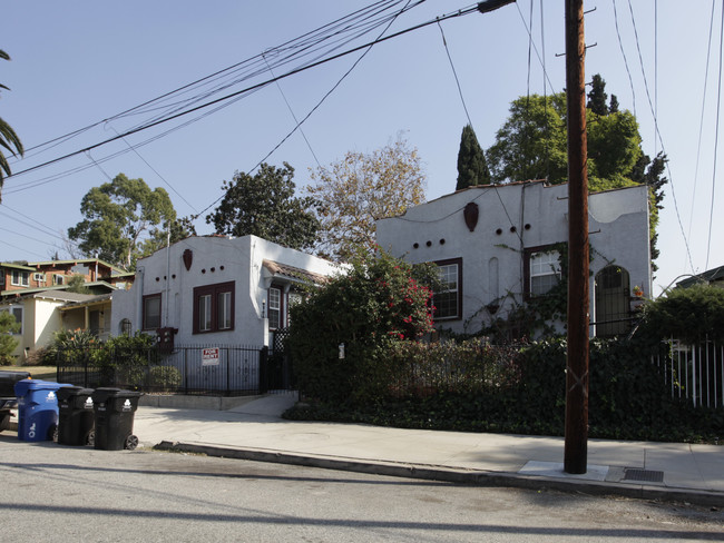 1618-1622 1/2 Maltman Ave in Los Angeles, CA - Building Photo - Building Photo