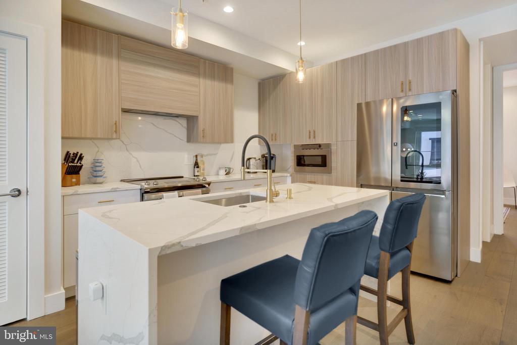 922 N 15th St in Philadelphia, PA - Building Photo