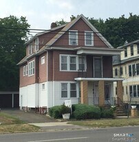 1484 Dixwell Ave in Hamden, CT - Building Photo