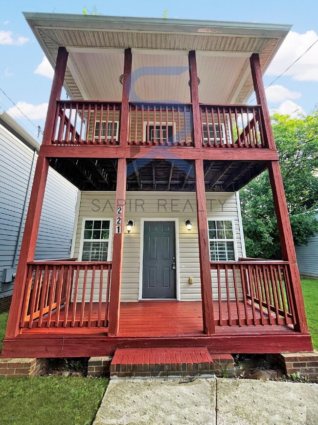 221 Fletcher St SW in Atlanta, GA - Building Photo - Building Photo