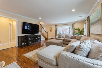 123 Brookside Ave in Cresskill, NJ - Building Photo - Building Photo