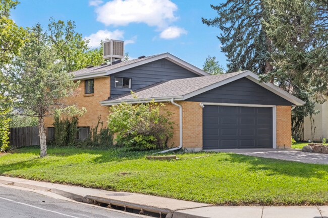 390 Scranton St in Aurora, CO - Building Photo - Building Photo