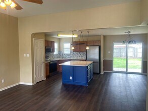 7707 Bridgepointe Dr in Temple, TX - Building Photo - Building Photo