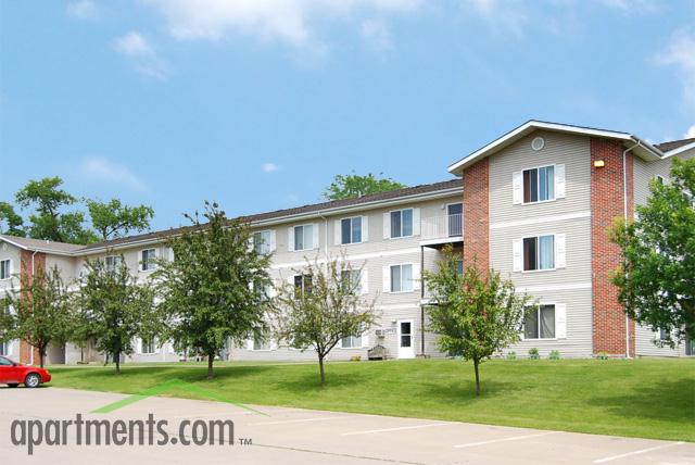 Ottumwa Heights Apartments in Ottumwa, IA - Building Photo - Building Photo