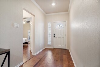 107 Loda Ct in Grand Prairie, TX - Building Photo - Building Photo