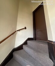 2760 N 47th St in Milwaukee, WI - Building Photo - Building Photo