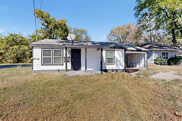 631 W Baker St in Denison, TX - Building Photo - Building Photo