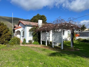 357 Castaic Ave-Unit -351 in Pismo Beach, CA - Foto de edificio - Building Photo