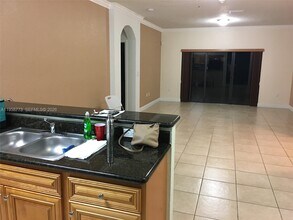 3344 SW 147th Pl in Miami, FL - Building Photo - Building Photo
