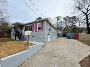 1900 Selwyn Dr in Decatur, GA - Building Photo - Building Photo
