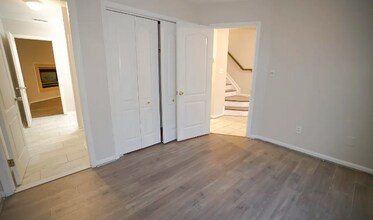 1747 Wood Carriage Way in Severn, MD - Building Photo - Building Photo