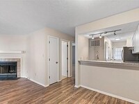 433 Lester Rd photo'