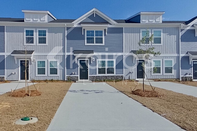 property at 2233 Banyon Cir