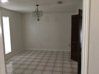 9306 Longstaff Dr photo'