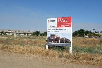 Downtown Marketplace in Murrieta, CA - Building Photo - Building Photo