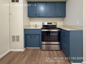 4350 S 48th St in Lincoln, NE - Building Photo - Building Photo