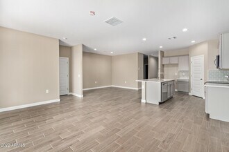 24147 W Verlea Dr in Buckeye, AZ - Building Photo - Building Photo