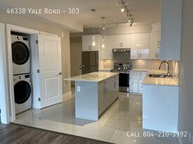 46338 Yale Rd in Chilliwack, BC - Building Photo