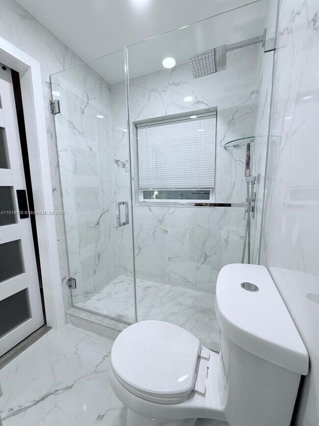 6600 W 2nd Ct in Hialeah, FL - Building Photo - Building Photo