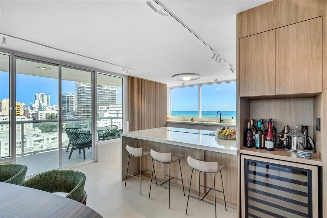 3411 Indian Creek Dr in Miami Beach, FL - Building Photo