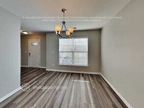 196 Markham Dr in Mooresville, NC - Foto de edificio - Building Photo