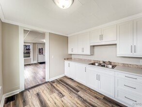 9611 Brewerton Rd in Brewerton, NY - Building Photo - Building Photo