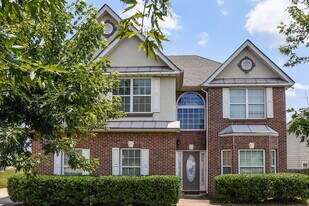 917 Southfork Dr in Loganville, GA - Building Photo