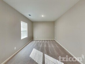 2609 Sanders Crk Rd, Unit 6K in Glenn Heights, TX - Building Photo - Building Photo