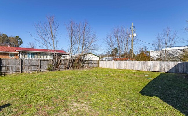 2010 Trewhitt Rd SE in Cleveland, TN - Building Photo - Building Photo